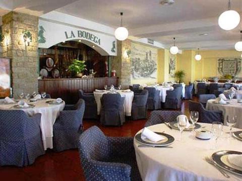 Hotel Las Cigueenas Trujillo Ristorante foto
